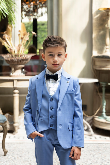 Robe blanche nacrée de style bohème avec manches trois-quarts