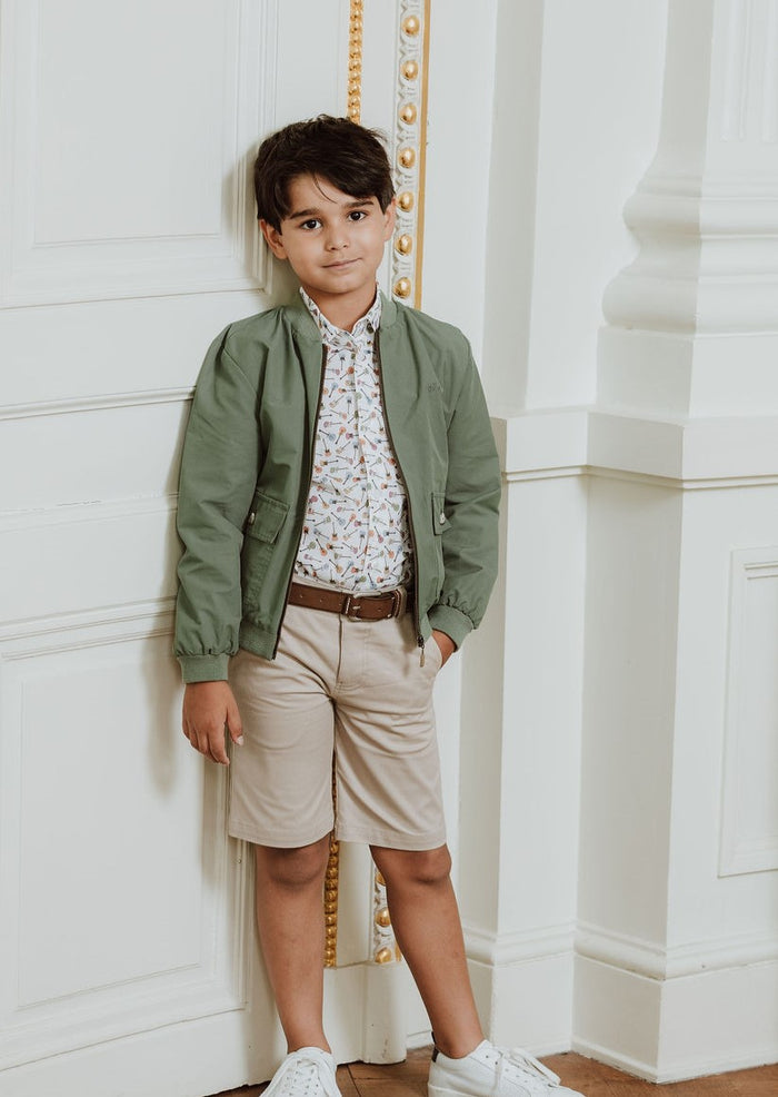 Khaki bomber jacket & beige Bermuda shorts