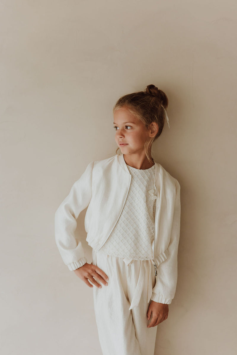 Feestelijke communielook met wijde broek